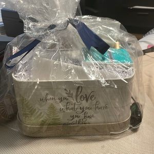 I miscellaneous goodies such as lotion perfume and a beautiful box